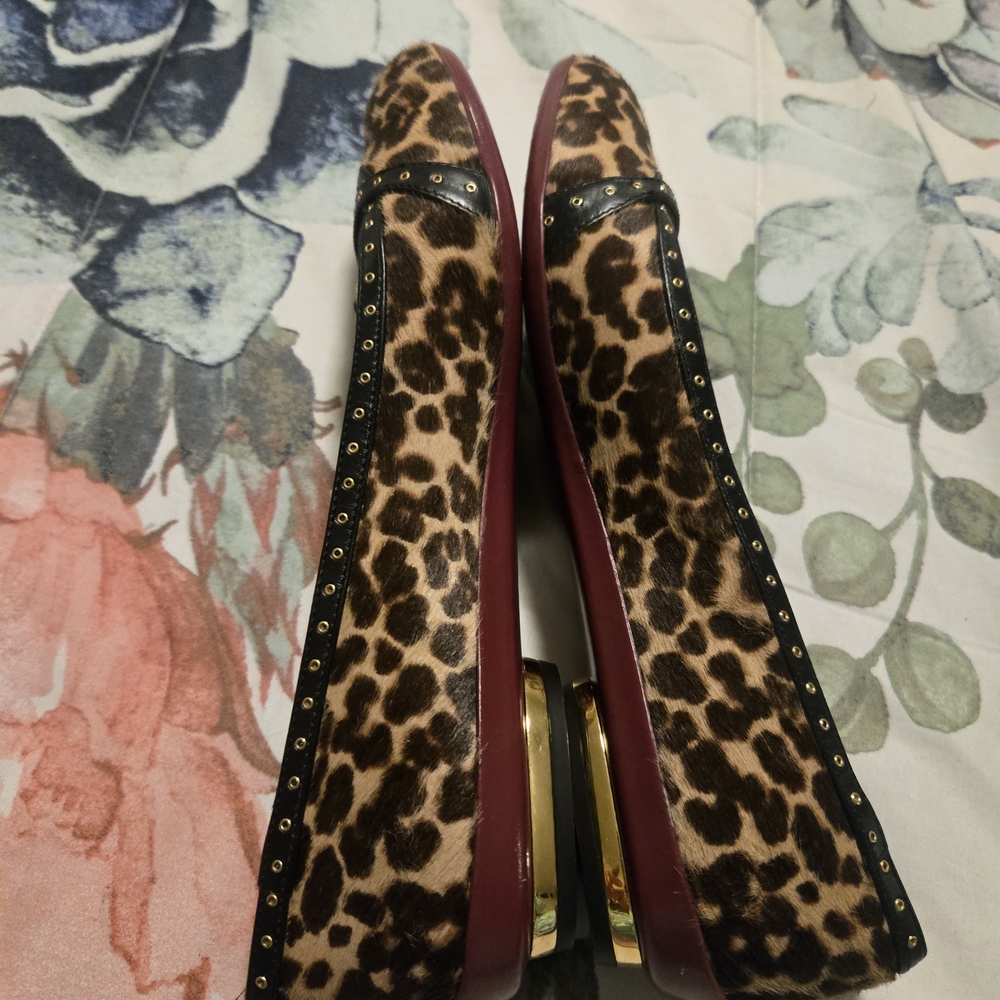 Salvatore Ferragamo Leopard Print Women's Flats - Picture 5 of 16